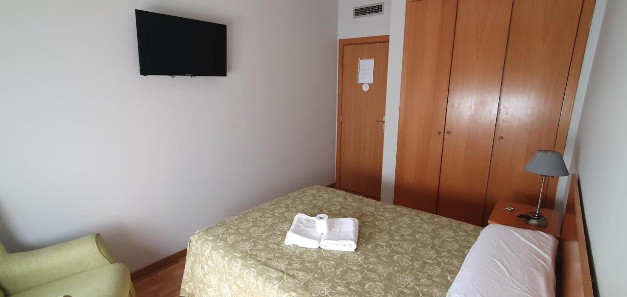 Rooms Suite Planetario Madrid Buitenkant foto